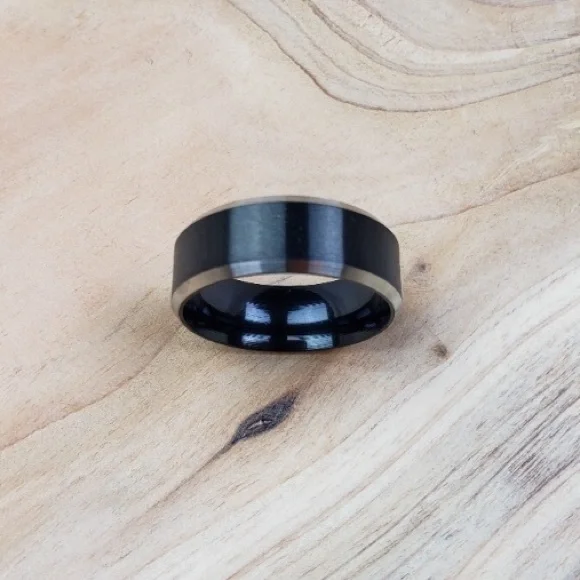Black Tungsten Band Ring W/ Silver Edges & Brushed Finish 8mm Width Ring Size 7